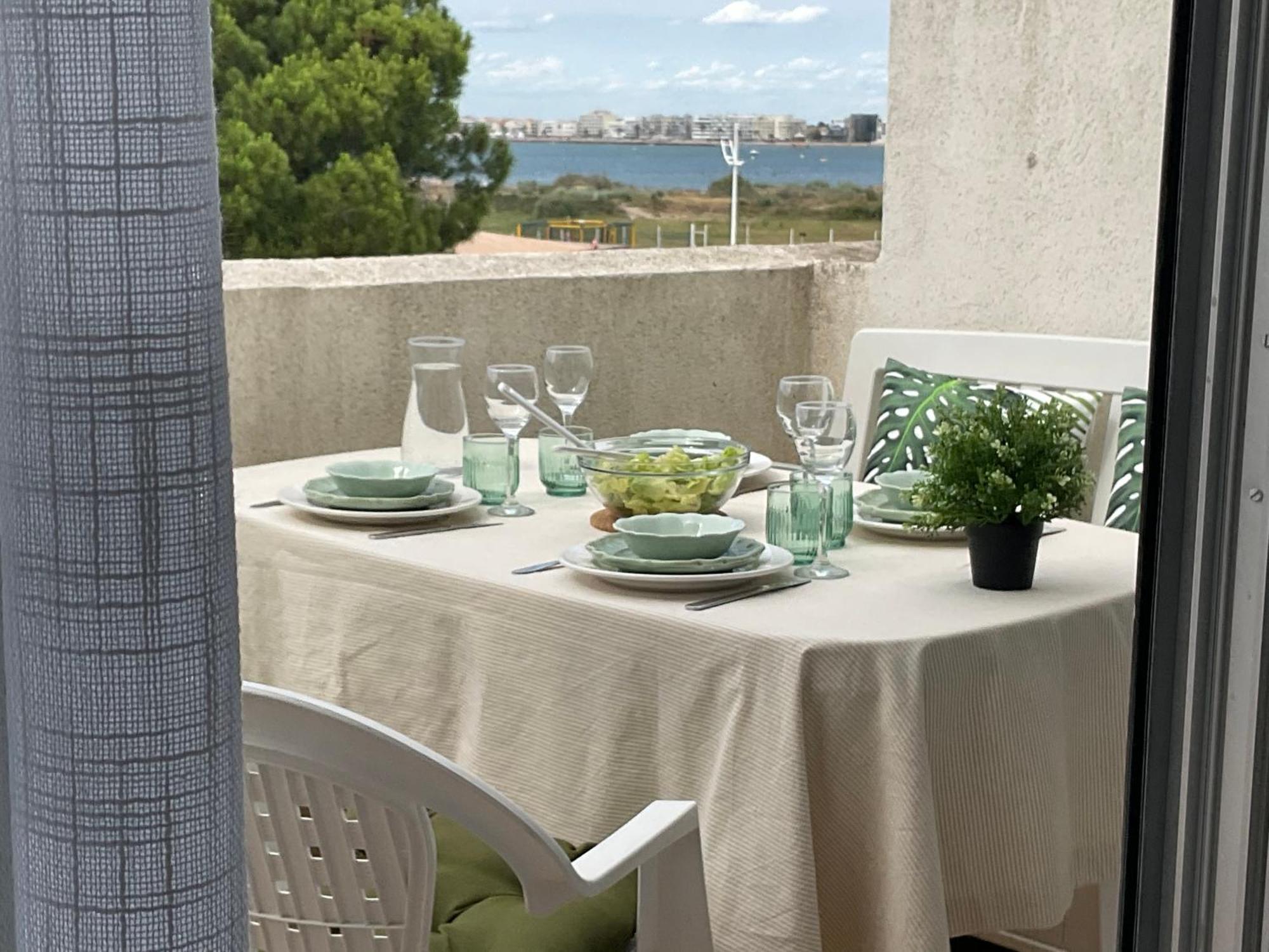 Studio Le Vue Mer Acces Direct A La Plage Parking Prive Clim Belle Terrasse Le Grau-du-Roi Zewnętrze zdjęcie
